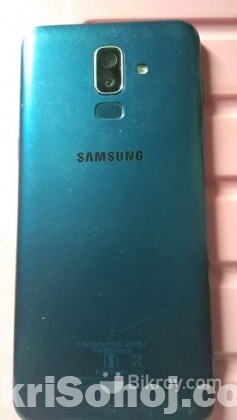 Samsung J8 On. 4/64.